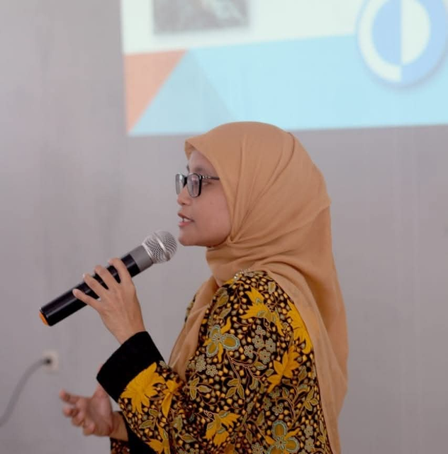 Diah Anggraini. S,PSi. M.Pd. - Kepala Sekolah SMK Cendekia Wanasari
